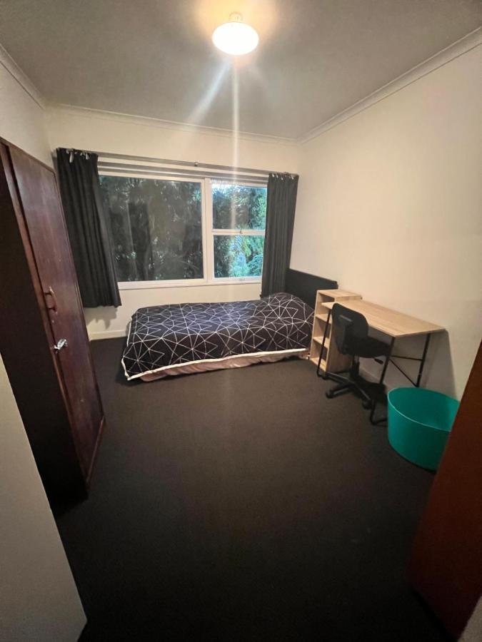 Single Room #1 Or #3 - Homestay Family Home - No Breakfast Χάμιλτον Εξωτερικό φωτογραφία